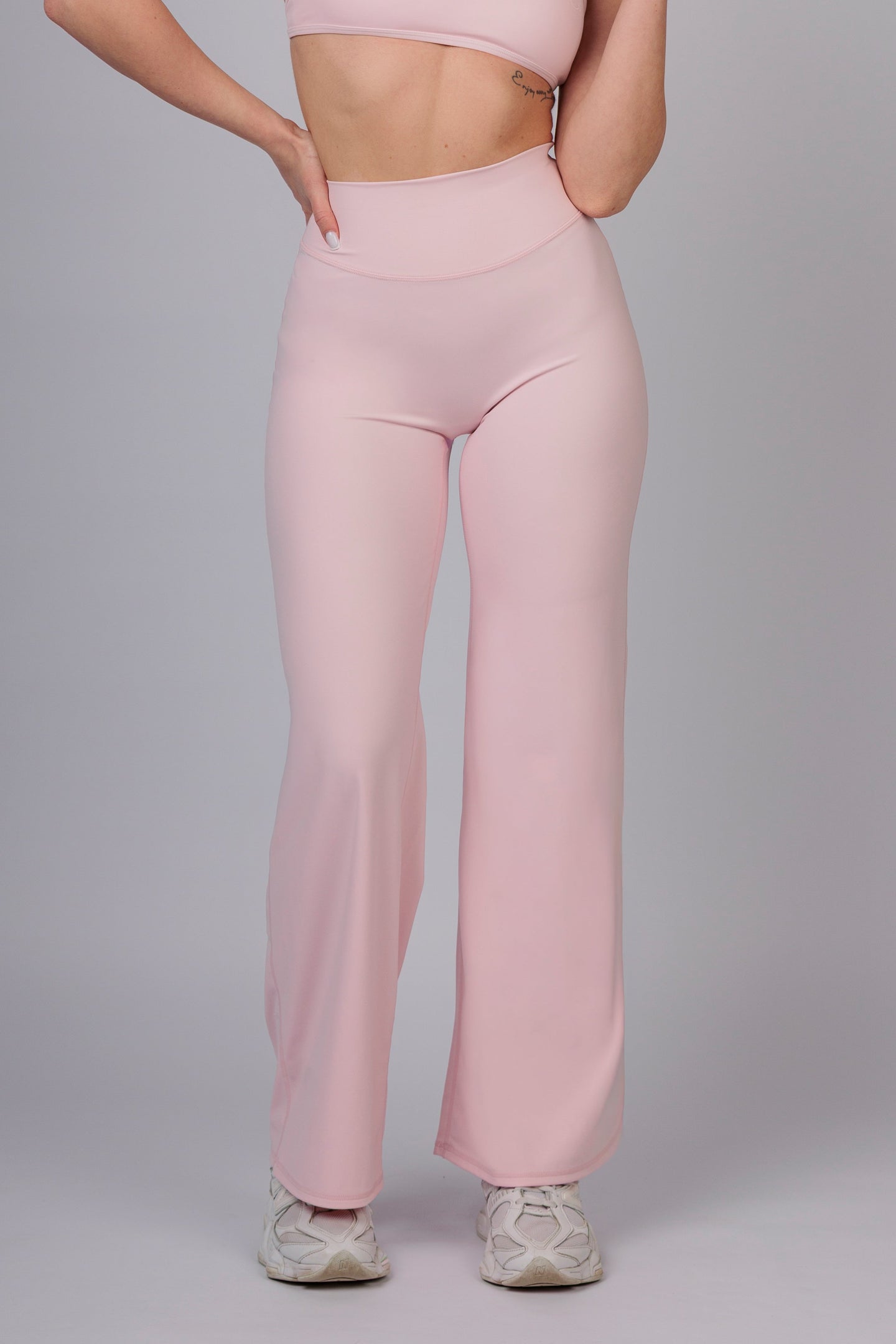 Спортен панталон с прав крачол Effortless - Fit Bunny