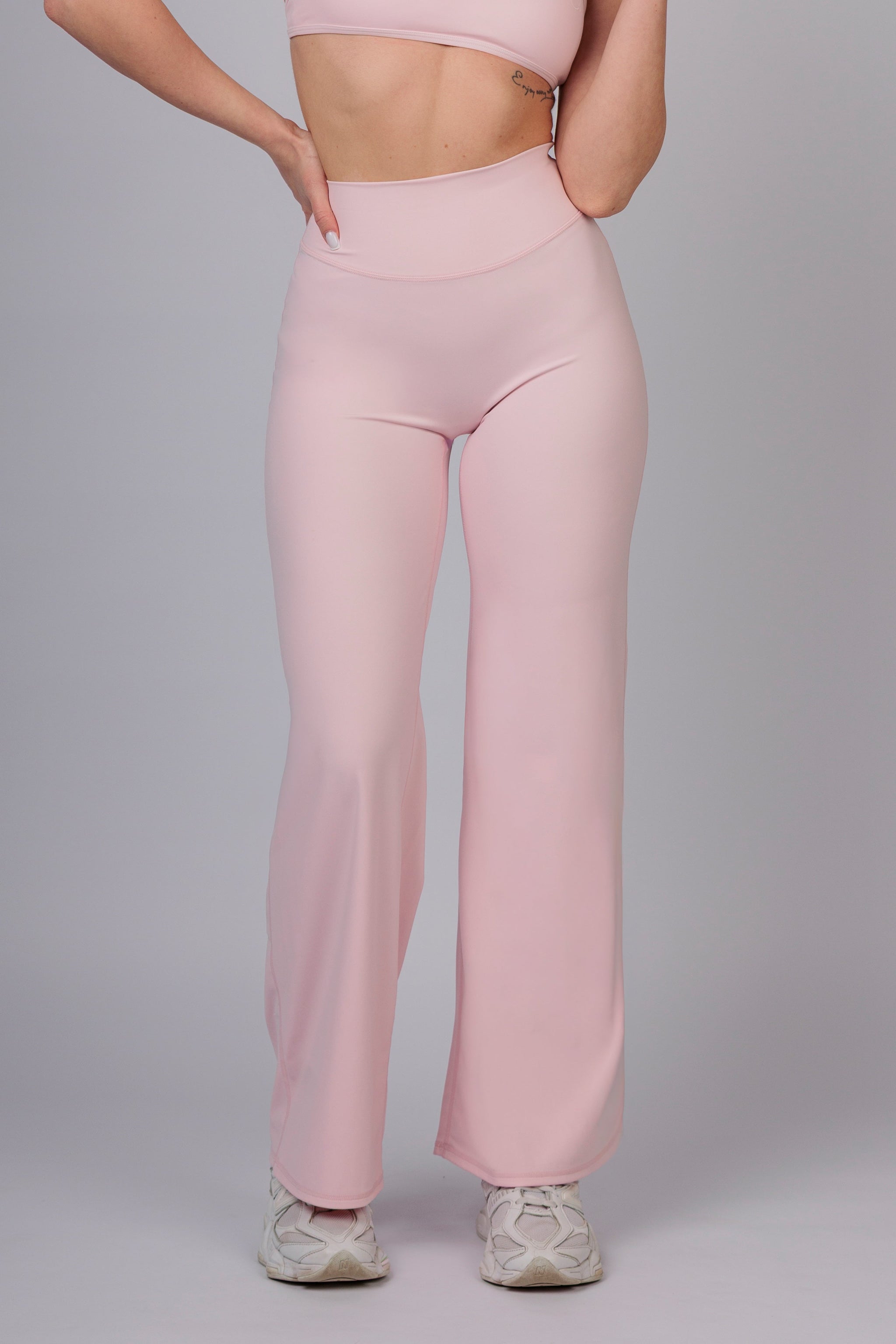 Спортен панталон с прав крачол Effortless - Fit Bunny