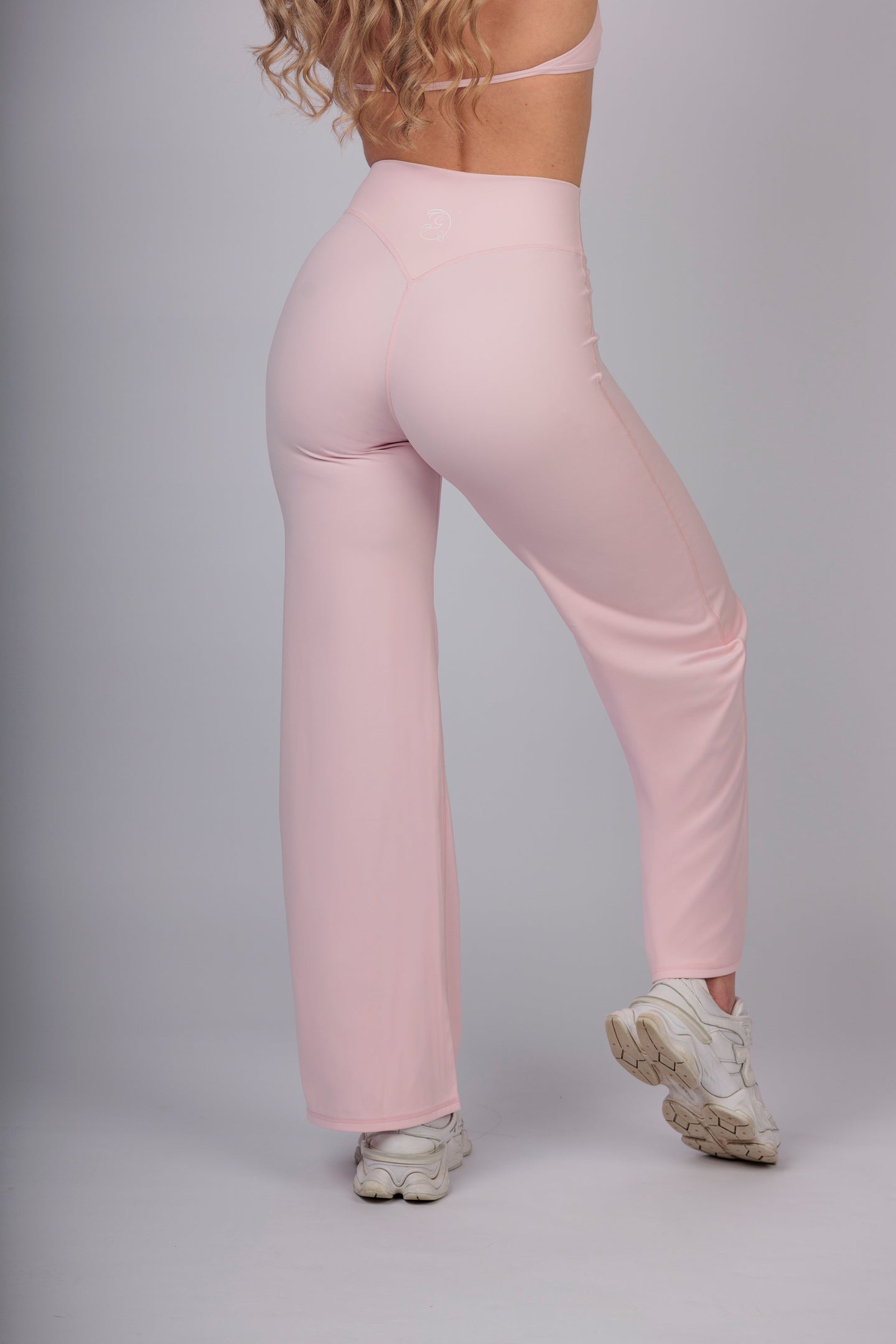 Спортен панталон с прав крачол Effortless - Fit Bunny